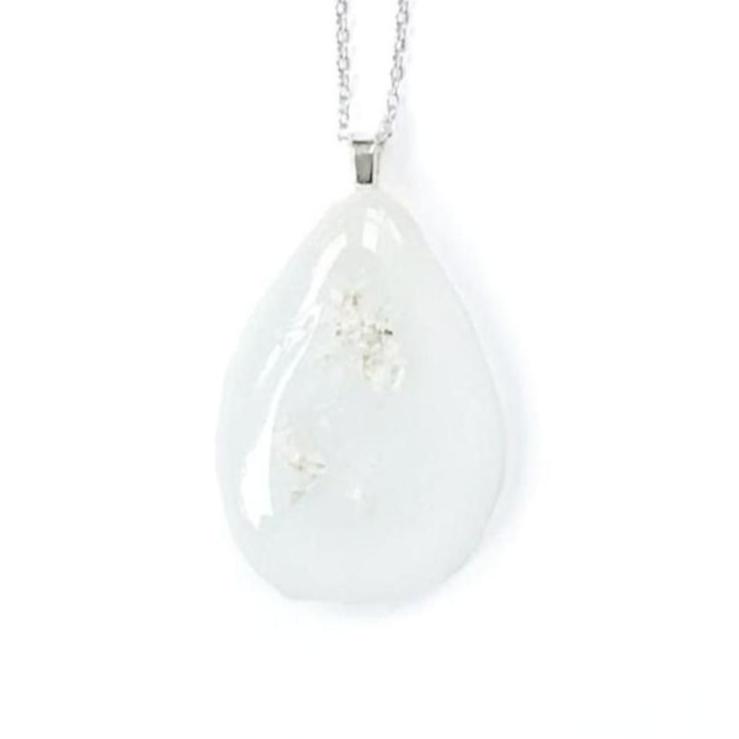 Teardrop White